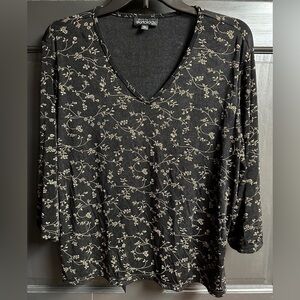 Skirtology 3/4 Sleeve Women’s Sz XL V-Neck Top Black With Brown Floral Pattern